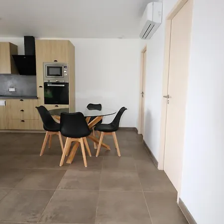 Maison A Confort- Proche Et Aeroport- Exterieur Privatif Avec Barbecue * Ajaccio