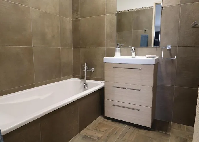 Hébergement de vacances La Maison De à Ajaccio- Proche Et Aéroport- Extérieur Privatif Avec Barbecue